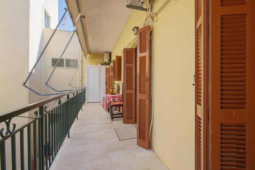 Anthia Sunny Apartment In Kanoni Екстериор снимка